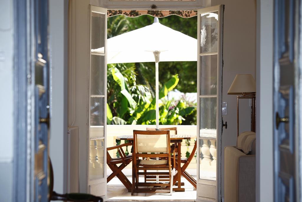 Magnifique appartement d'époque avec Vue Mer 4 personnes avec terrasse Le Port Nice Chambre photo